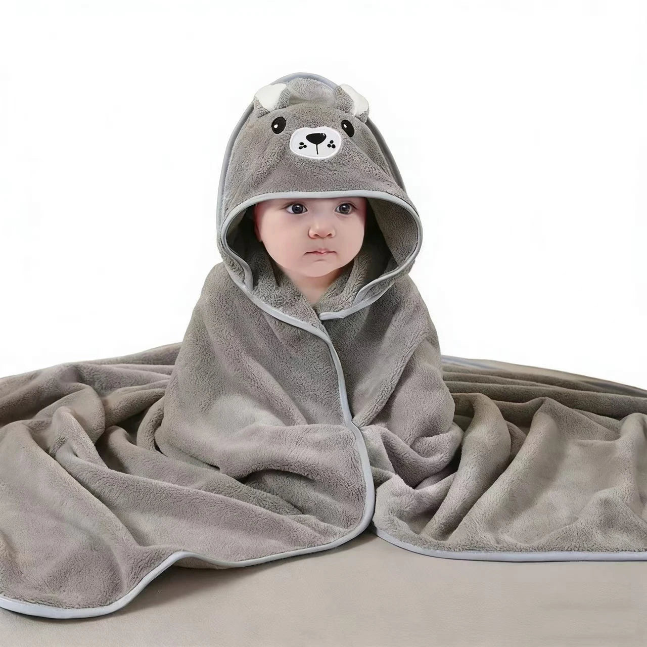 Baby Hooded Bathrobe Towel – Soft Coral Fleece Cartoon Bath Wrap for Newborns & Toddlers