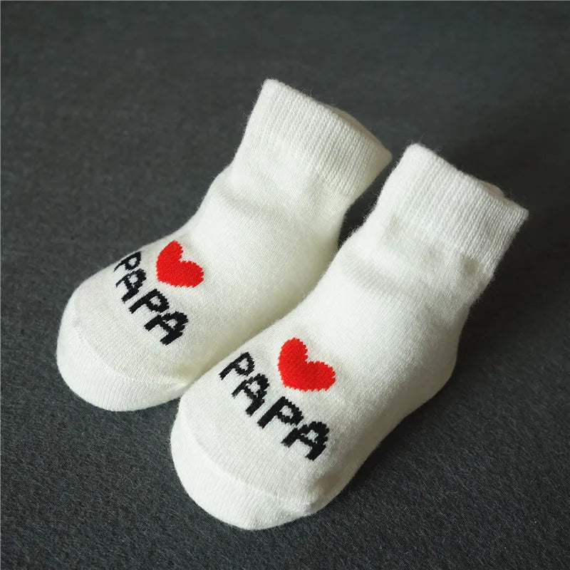 Newborn Baby Socks 2-Pack – "I Love Mama & Papa" Cotton Crew Socks Gift Set