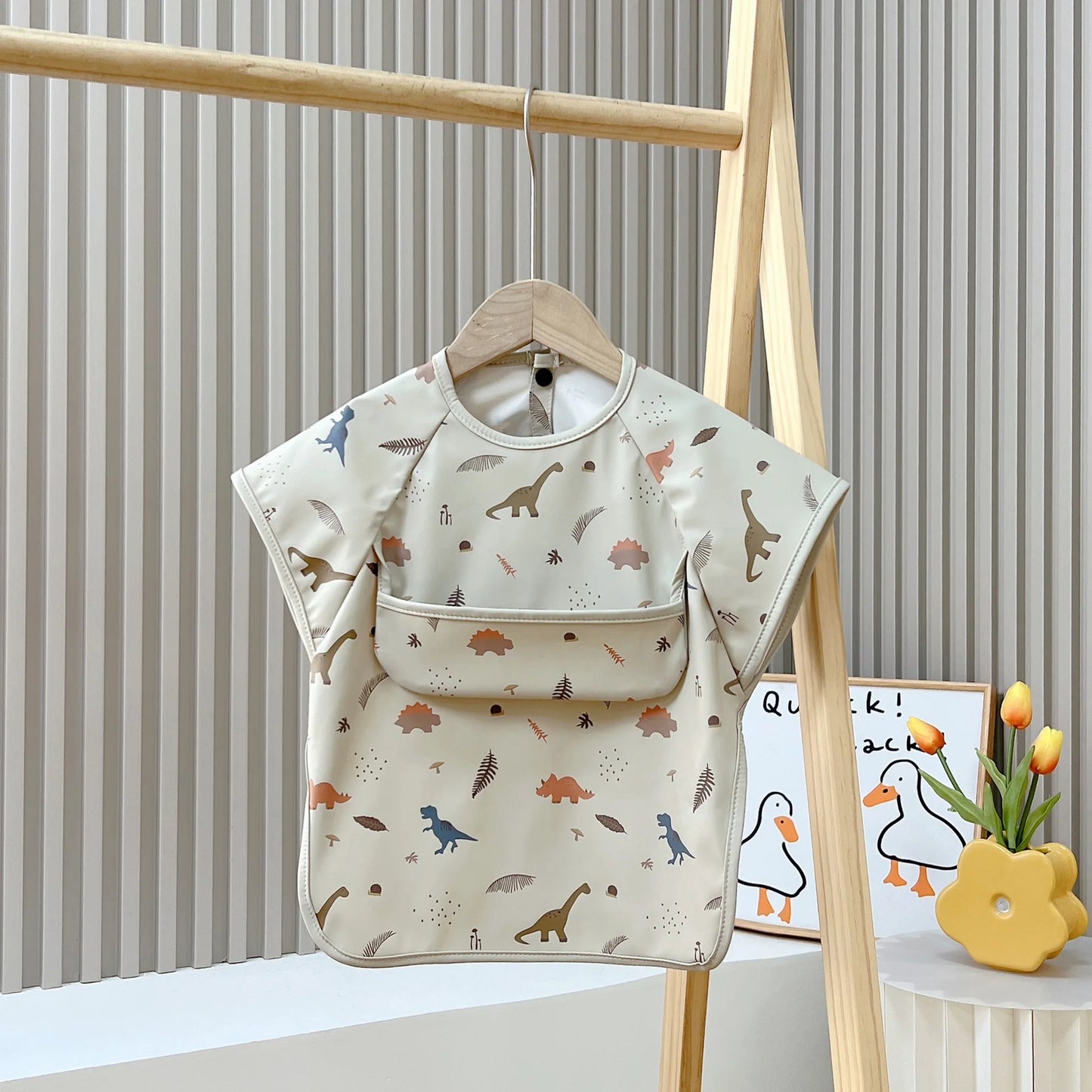 Baby Waterproof Feeding Smock Bib – Short Sleeve Cartoon Animal Apron for 0–6 Years