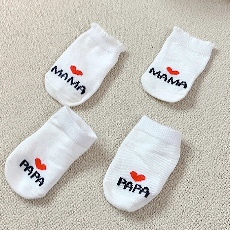 Newborn Baby Socks 2-Pack – "I Love Mama & Papa" Cotton Crew Socks Gift Set