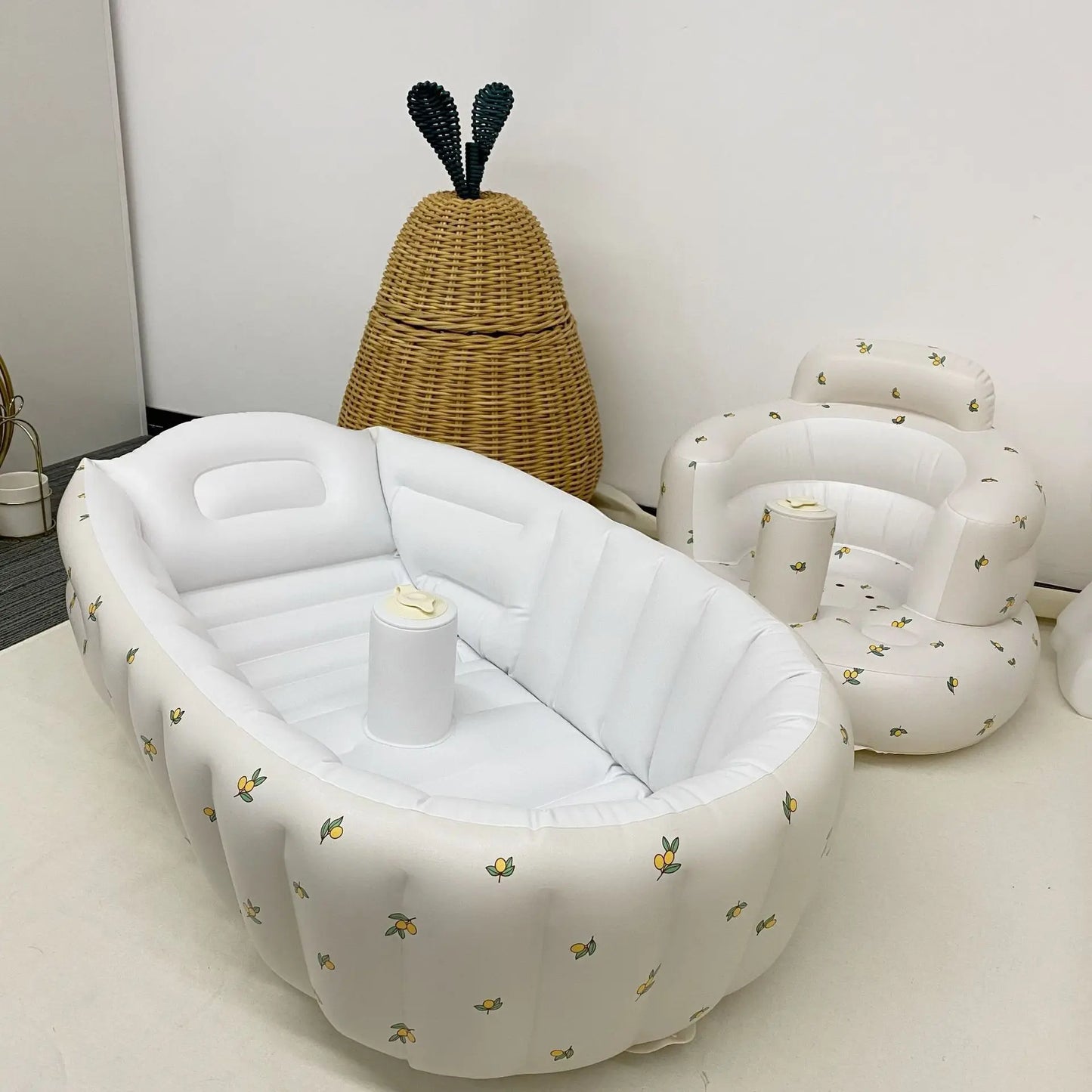 Baby Inflatable Bathtub – Portable Cartoon Animal Swimming Pool for Newborns & Toddlers