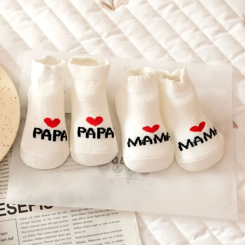 Newborn Baby Socks 2-Pack – "I Love Mama & Papa" Cotton Crew Socks Gift Set