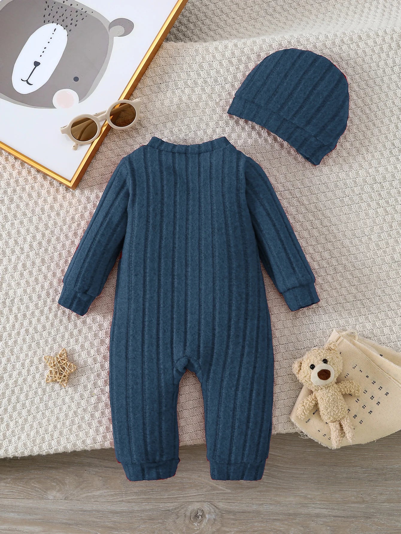 Baby Boy Winter Red Onesie & Hat Set – Cute Bear Badge Single-Breasted Romper for 1–18 Months