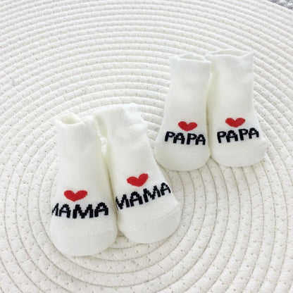Newborn Baby Socks 2-Pack – "I Love Mama & Papa" Cotton Crew Socks Gift Set